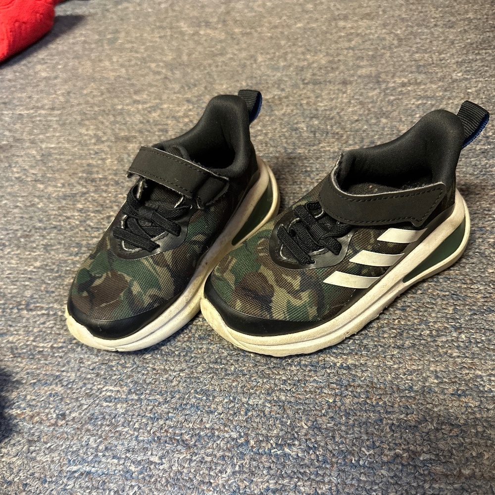 Adidas Toddler sneakers